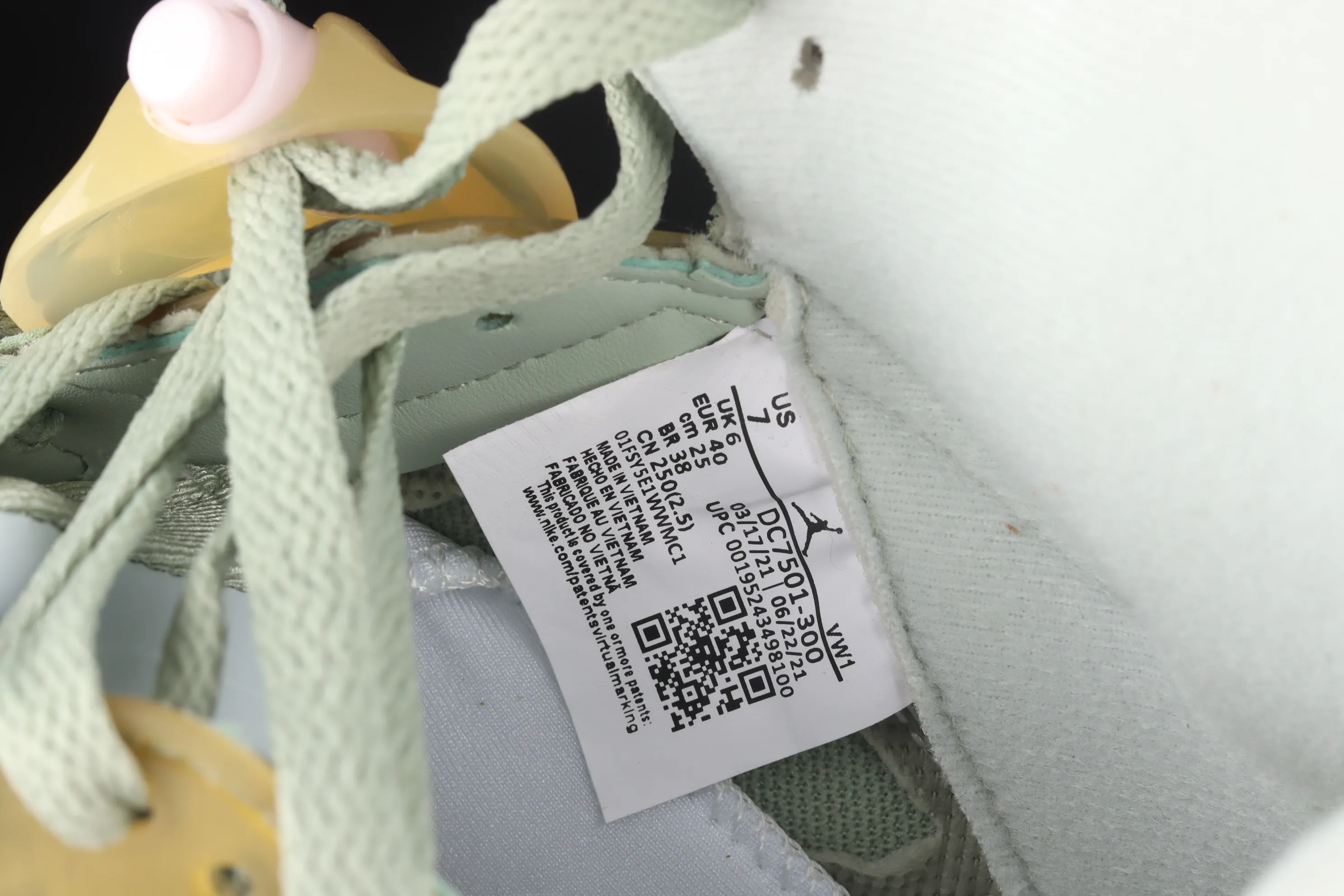 All Categories Air Jordan Jordan Series Basketball Shoes Air Jordan 5 Pure Original Version Air Jordan 5 "Jade Horizon" AJ5 Joe 5 Matcha Green DC7501-300